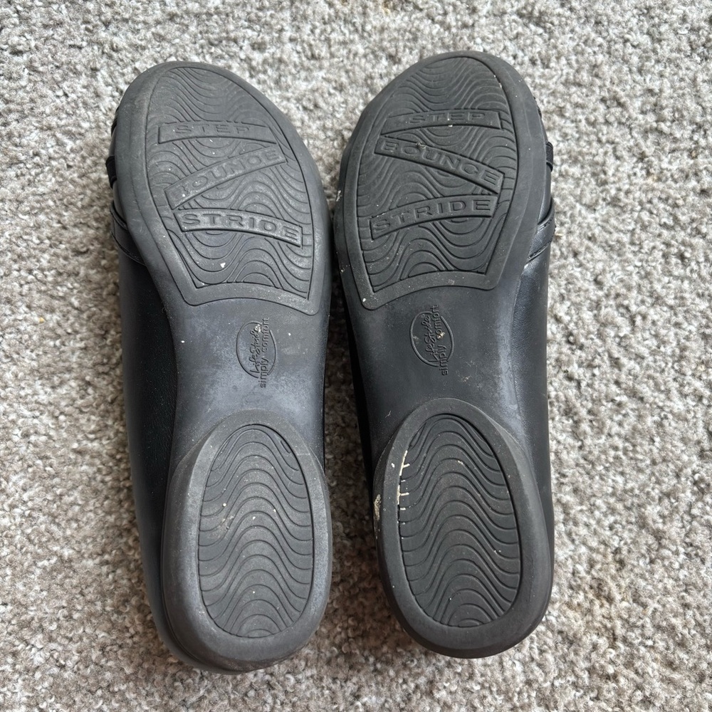 Life Stride Black Flats - Picture 6 of 6